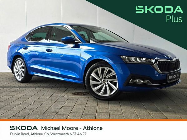 Skoda Octavia Saloon, Diesel, 2023, Blue