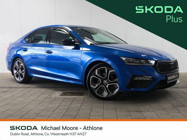 Skoda Octavia Saloon, Diesel, 2022, Blue