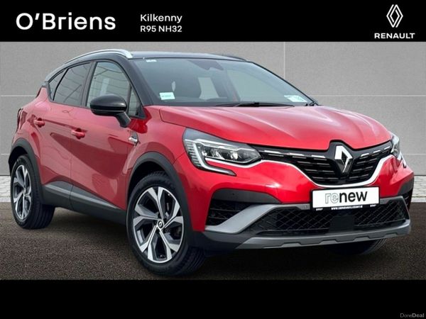 Renault Captur Hatchback, Petrol, 2023, Red