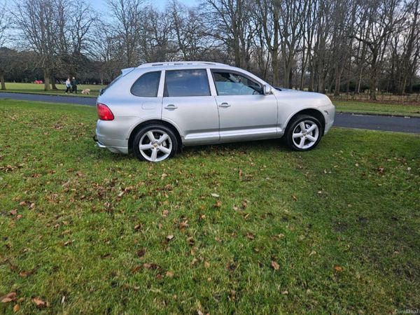 Porsche Cayenne SUV, Petrol, 2003, Silver