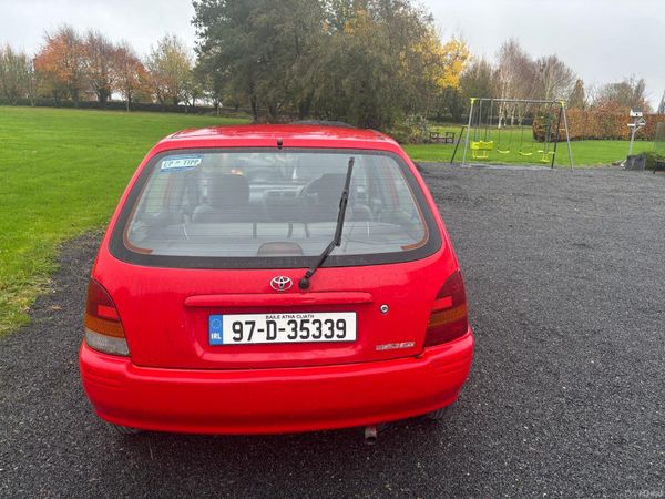 Toyota Starlet Hatchback, Petrol, 1997, Red