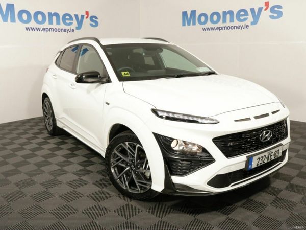 Hyundai KONA SUV, Petrol, 2023, White