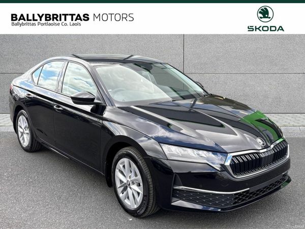 Skoda Octavia Saloon, Diesel, 2025, Black