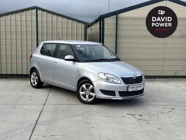 Skoda Fabia Hatchback, Diesel, 2012, Silver