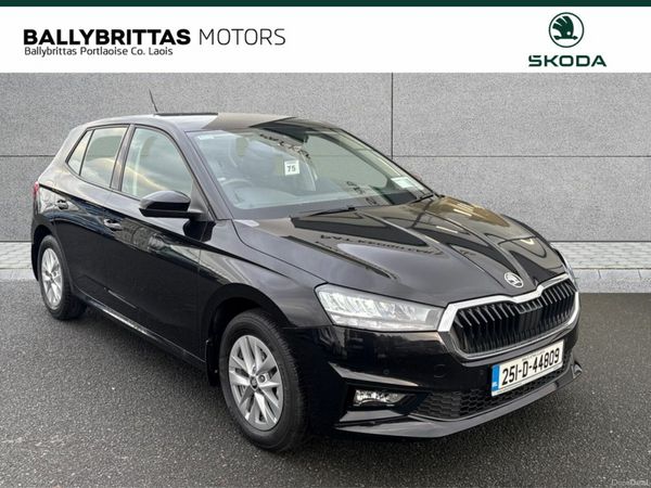 Skoda Fabia Hatchback, Petrol, 2025, Black