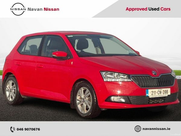 Skoda Fabia Hatchback, Petrol, 2021, Red