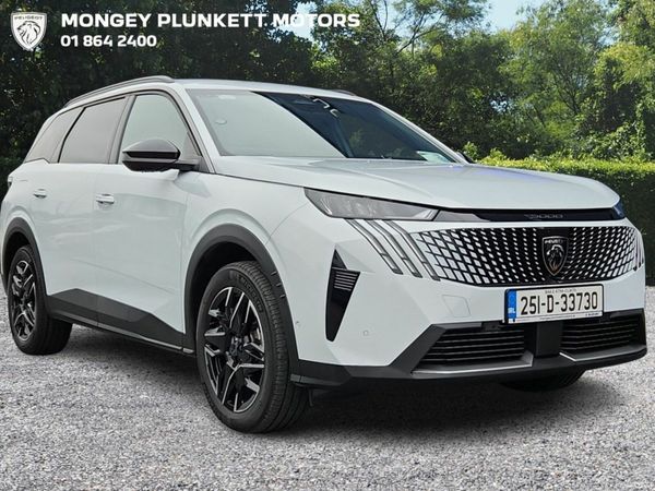 Peugeot 5008 MPV, Petrol, 2025, White