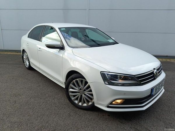 Volkswagen Jetta Saloon, Diesel, 2018, White