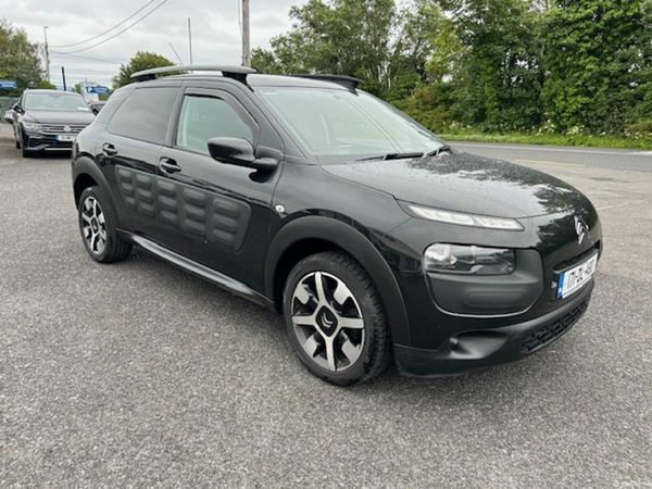 Citroen C4 Cactus Hatchback, Diesel, 2017, Black