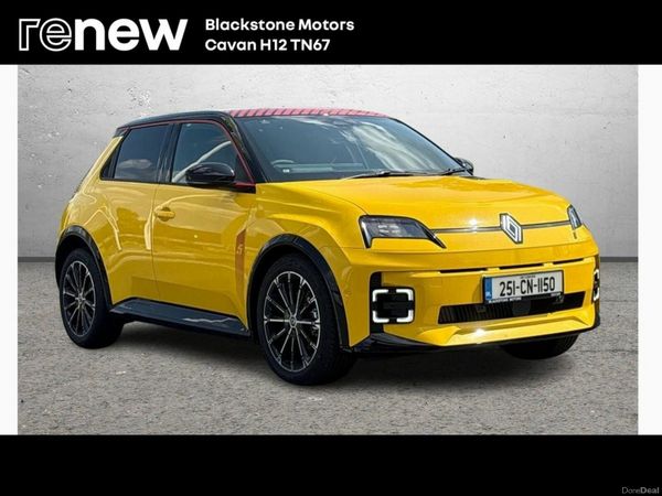 Renault 5 Hatchback, Electric, 2025, Yellow