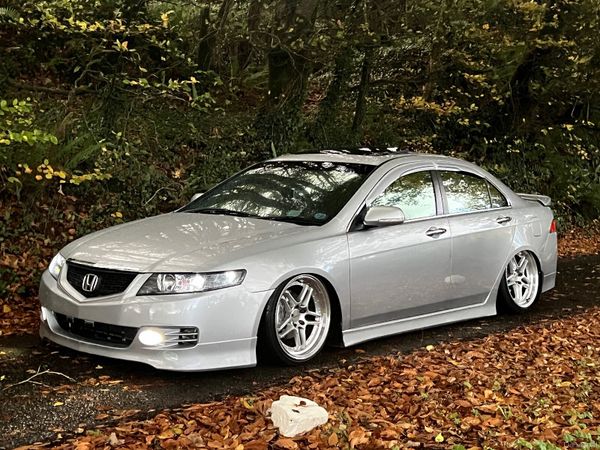 Honda Accord Saloon, Petrol, 2005, Silver