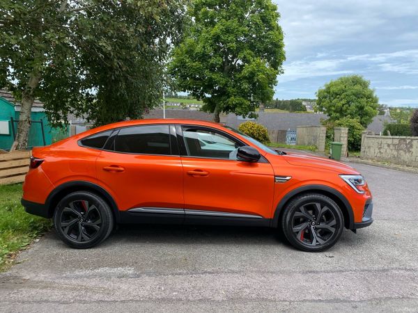 Renault Arkana Hatchback, Petrol, 2021, Orange