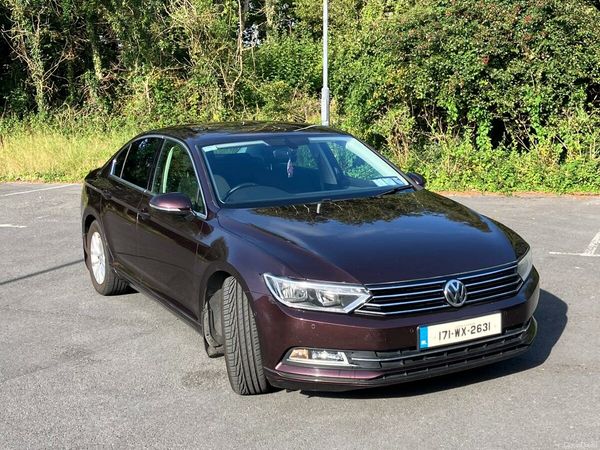 Volkswagen Passat Saloon, Diesel, 2017, Red