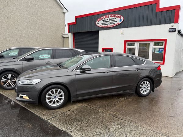 Ford Mondeo Hatchback, Diesel, 2018, Grey