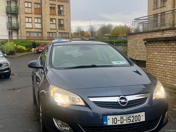 Opel Astra Hatchback, Diesel, 2010, Blue