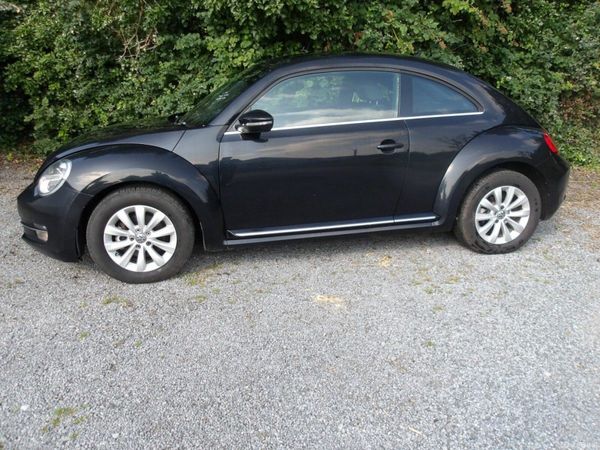 Volkswagen Beetle Hatchback, Diesel, 2014, Black