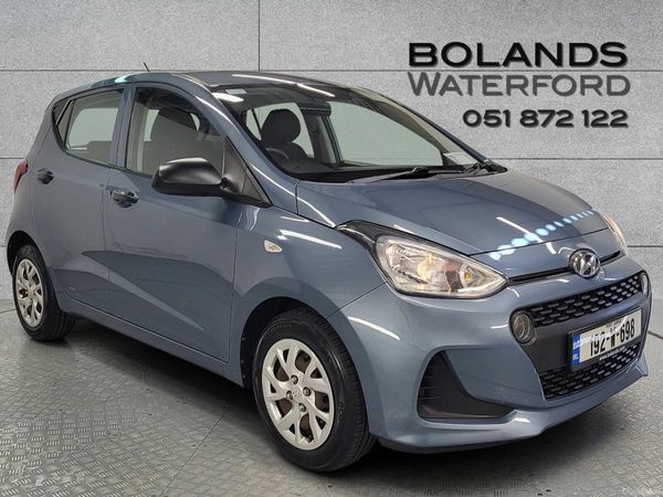 Hyundai i10 Hatchback, Petrol, 2019, Blue