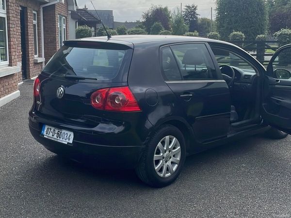 Volkswagen Golf Hatchback, Petrol, 2007, Black