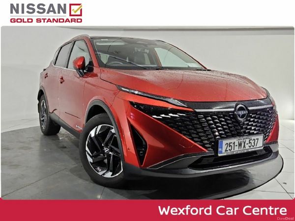 Nissan Qashqai MPV, Petrol Hybrid, 2025, Red