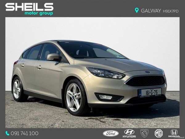 Ford Focus Hatchback, Petrol, 2016, Silver