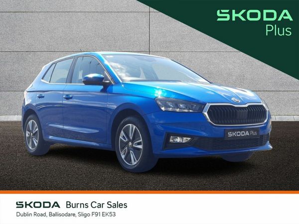 Skoda Fabia Hatchback, Petrol, 2022, Blue