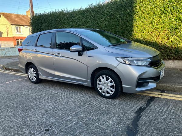 Honda Shuttle Estate, Petrol Hybrid, 2018, Silver