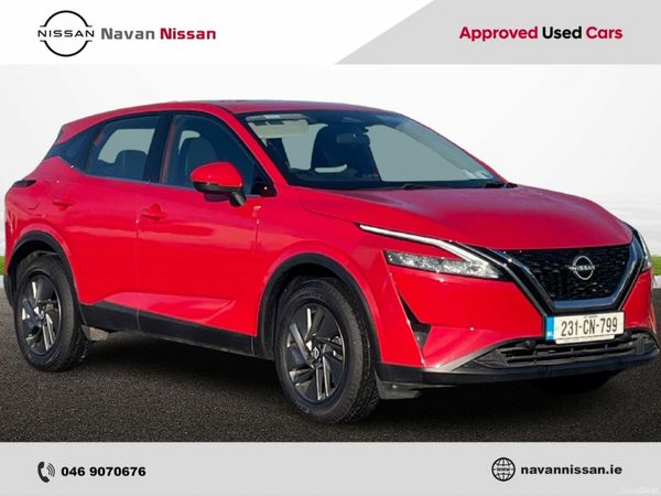Nissan Qashqai MPV, Petrol Hybrid, 2023, Red