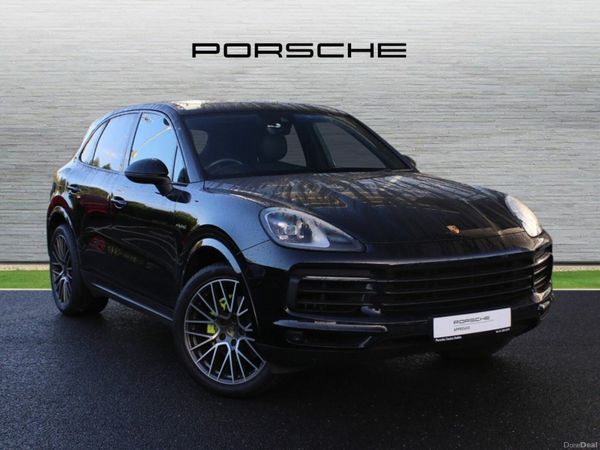 Porsche Cayenne SUV, Petrol Plug-in Hybrid, 2021, Black