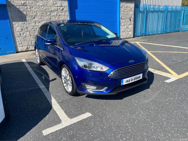 Ford Focus Hatchback, Diesel, 2014, Blue