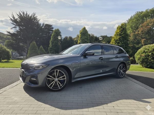 BMW 3-Series Estate, Petrol Hybrid, 2021, Grey