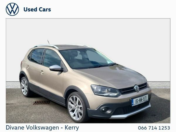 Volkswagen Polo Hatchback, Petrol, 2015, Brown