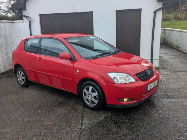 Toyota Corolla Hatchback, Petrol, 2002, Red