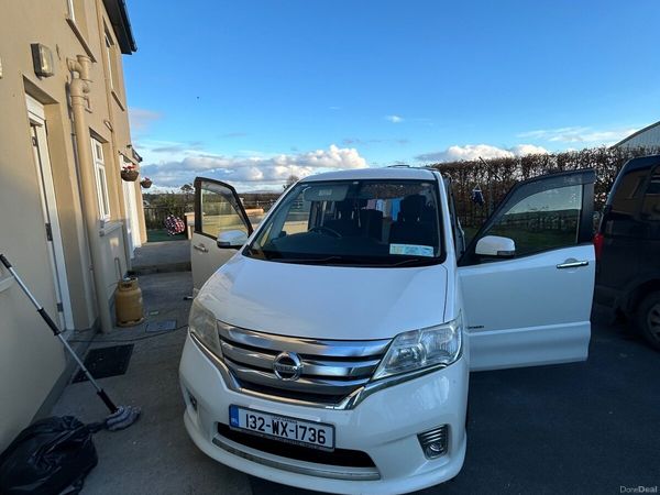 Nissan Serena MPV, Petrol Hybrid, 2013, White
