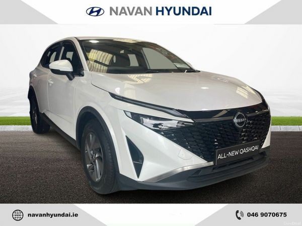 Nissan Qashqai MPV, Petrol, 2025, White