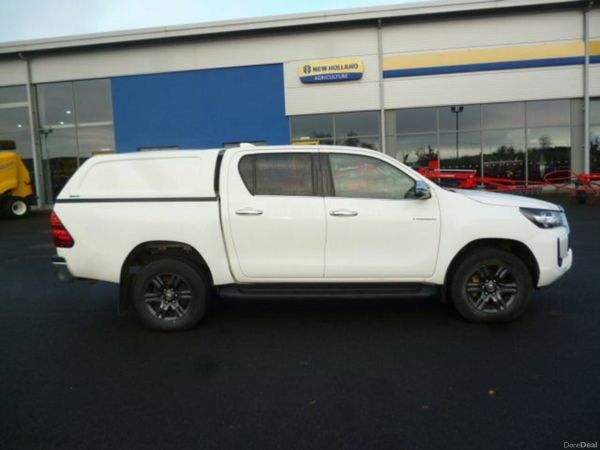 Toyota Hilux Pick Up, Diesel, 2023, White