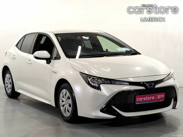 Toyota Corolla Hatchback, Petrol Hybrid, 2019, White