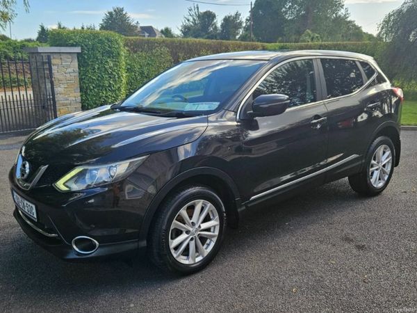 Nissan Qashqai Hatchback, Diesel, 2015, Black