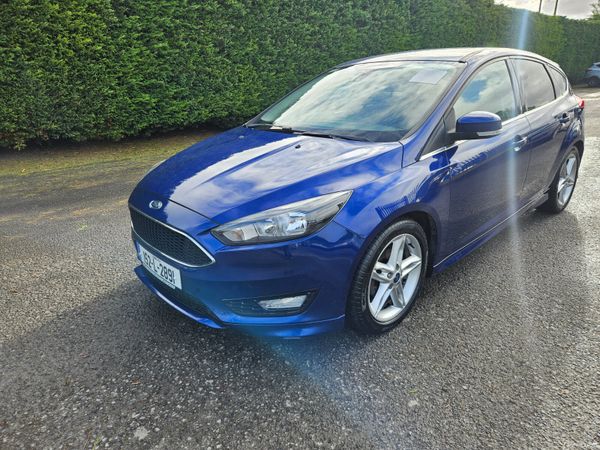 Ford Focus Hatchback, Petrol, 2015, Blue