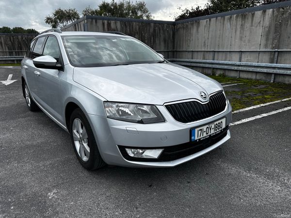 Skoda Octavia Estate, Diesel, 2017, Silver