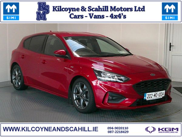 Ford Focus Hatchback, Diesel, 2020, Red