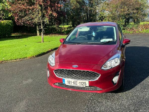 Ford Fiesta Hatchback, Petrol, 2018, Red