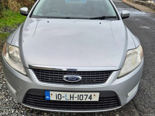 Ford Mondeo Saloon, Diesel, 2010, Silver