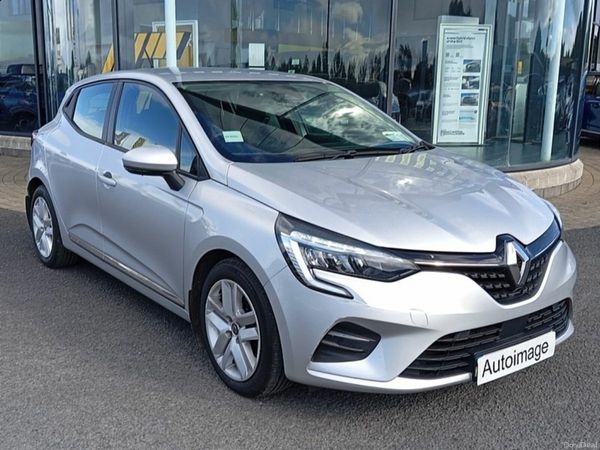 Renault Clio Hatchback, Petrol, 2021, Silver
