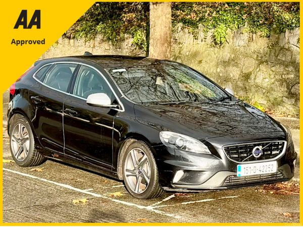 Volvo V40 Hatchback, Diesel, 2015, Black