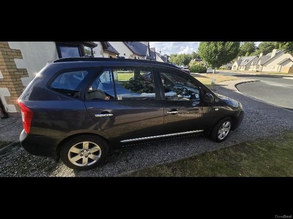 Kia Carens MPV, Diesel, 2009, Grey