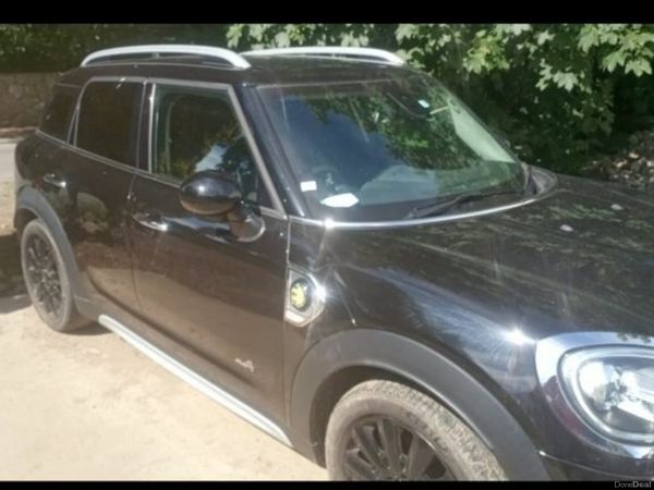 Mini Countryman SUV, Petrol Plug-in Hybrid, 2019, Black