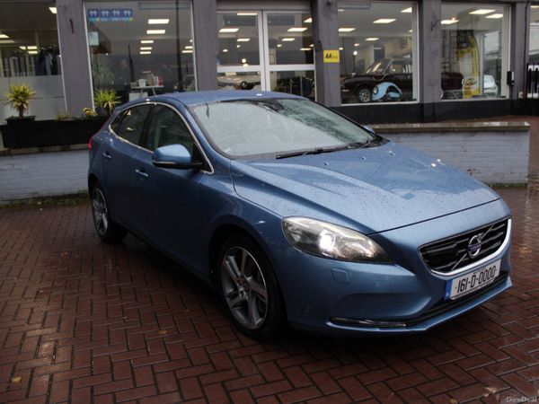 Volvo V60 Hatchback, Diesel, 2016, Blue