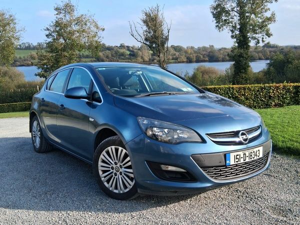 Opel Astra Hatchback, Diesel, 2015, Blue