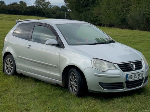 Volkswagen Polo Hatchback, Diesel, 2008, Silver