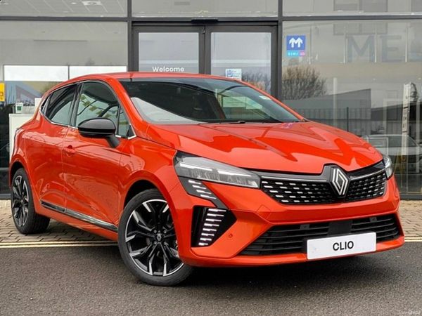 Renault Clio Hatchback, Petrol Hybrid, 2026, Orange